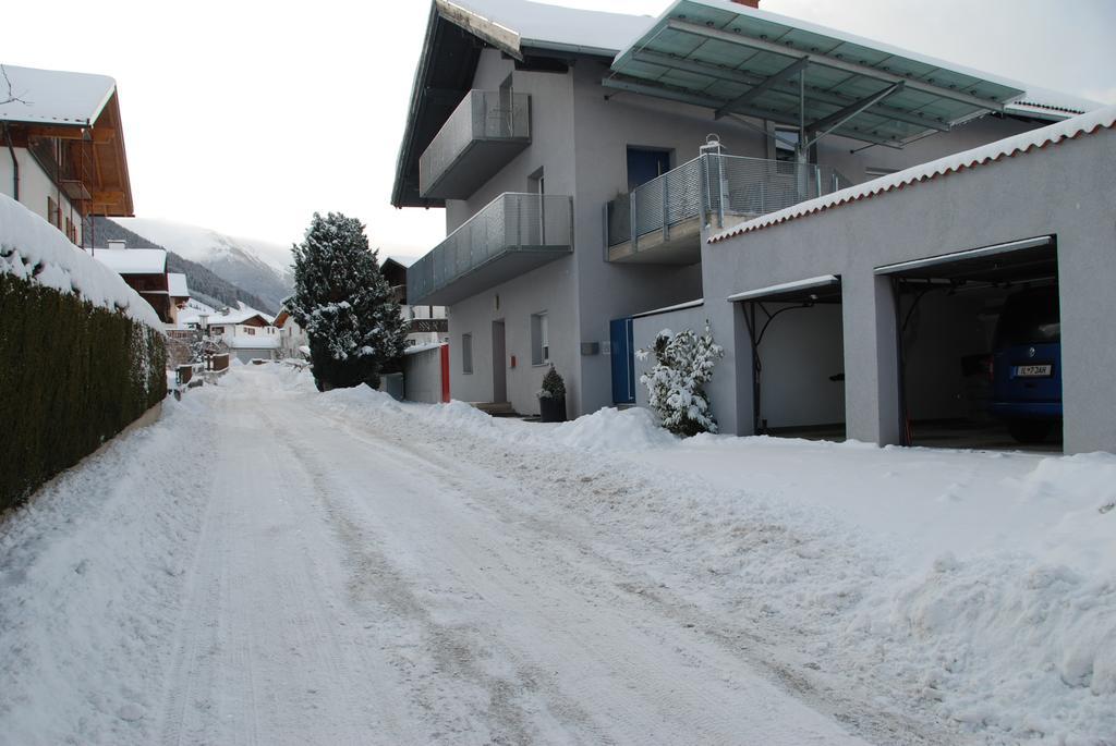 Gerda Wellness Apartment Grinzens Buitenkant foto